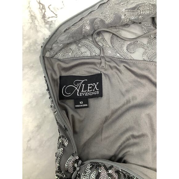 Alex Evenings Womens 10 Gray Sequin Embellished Maxi Dress Elbow Sleeve OS15-10 - Picture 5 of 10